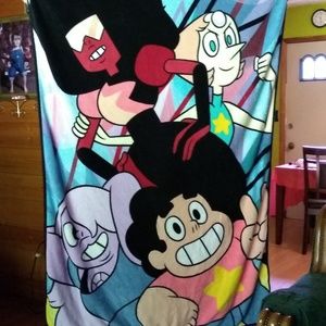 Hot Topic Steven Universe Blanket